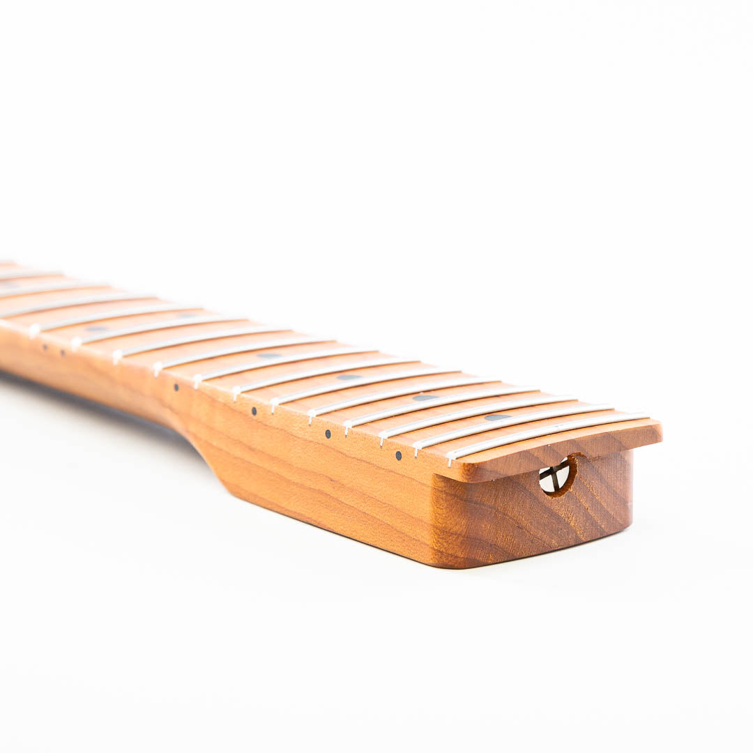 Select Tribute Series "1984" Strat Neck, Roasted Maple