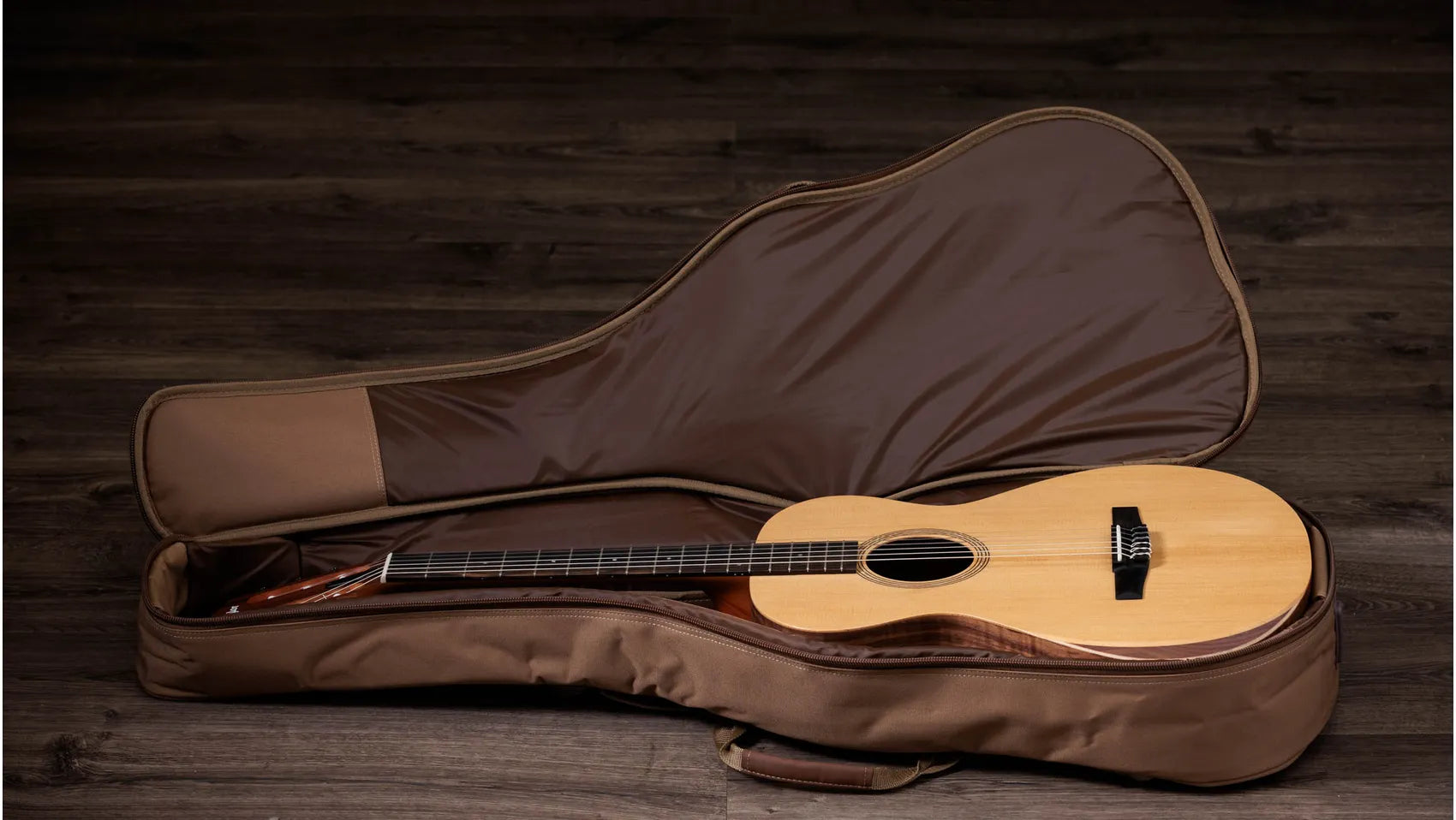 Taylor Academy 12e-N Grand Concert Nylon Acoustic-Electric Guitar
