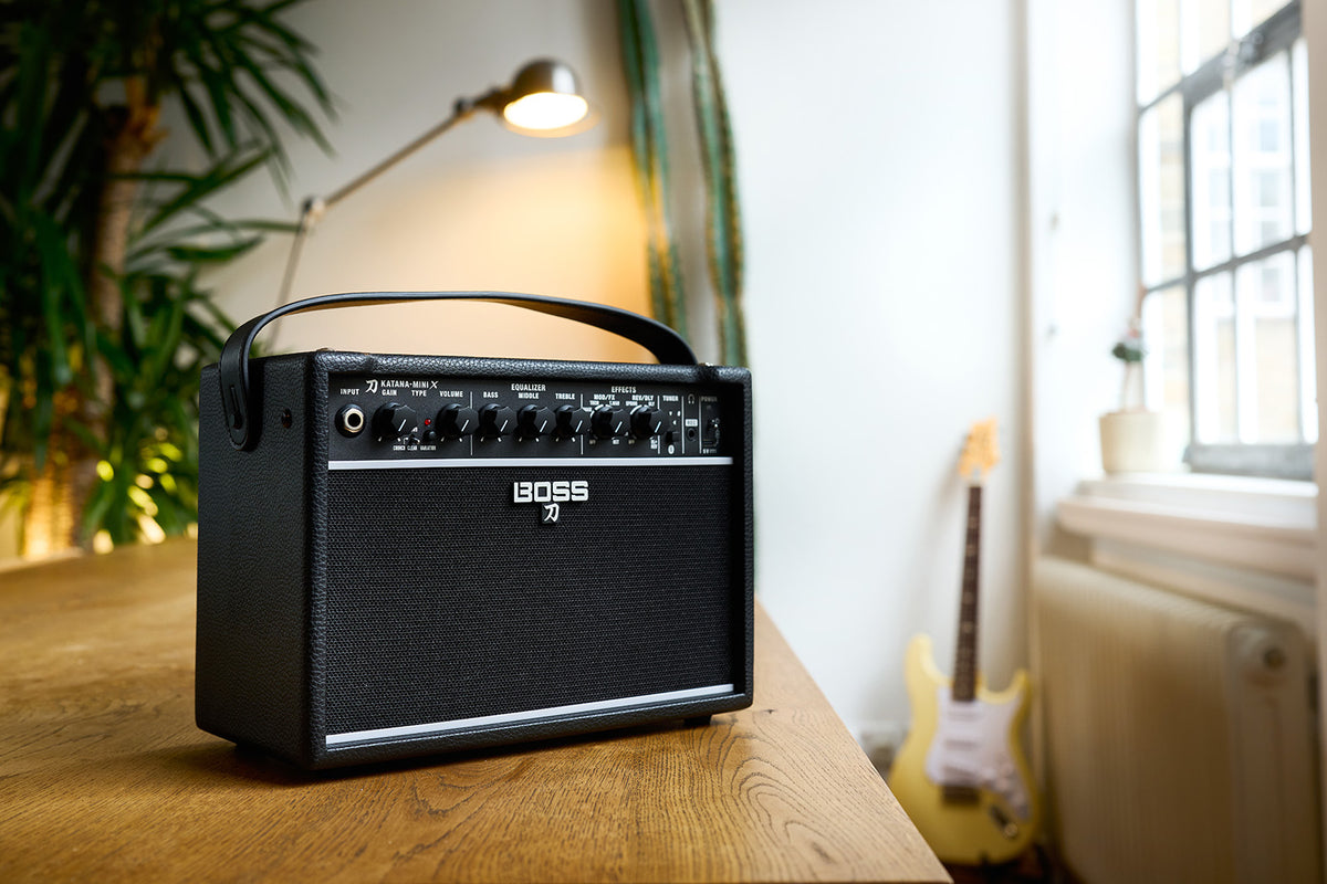 Boss Katana-Mini 7-Watt 1x4" Combo Amplifier