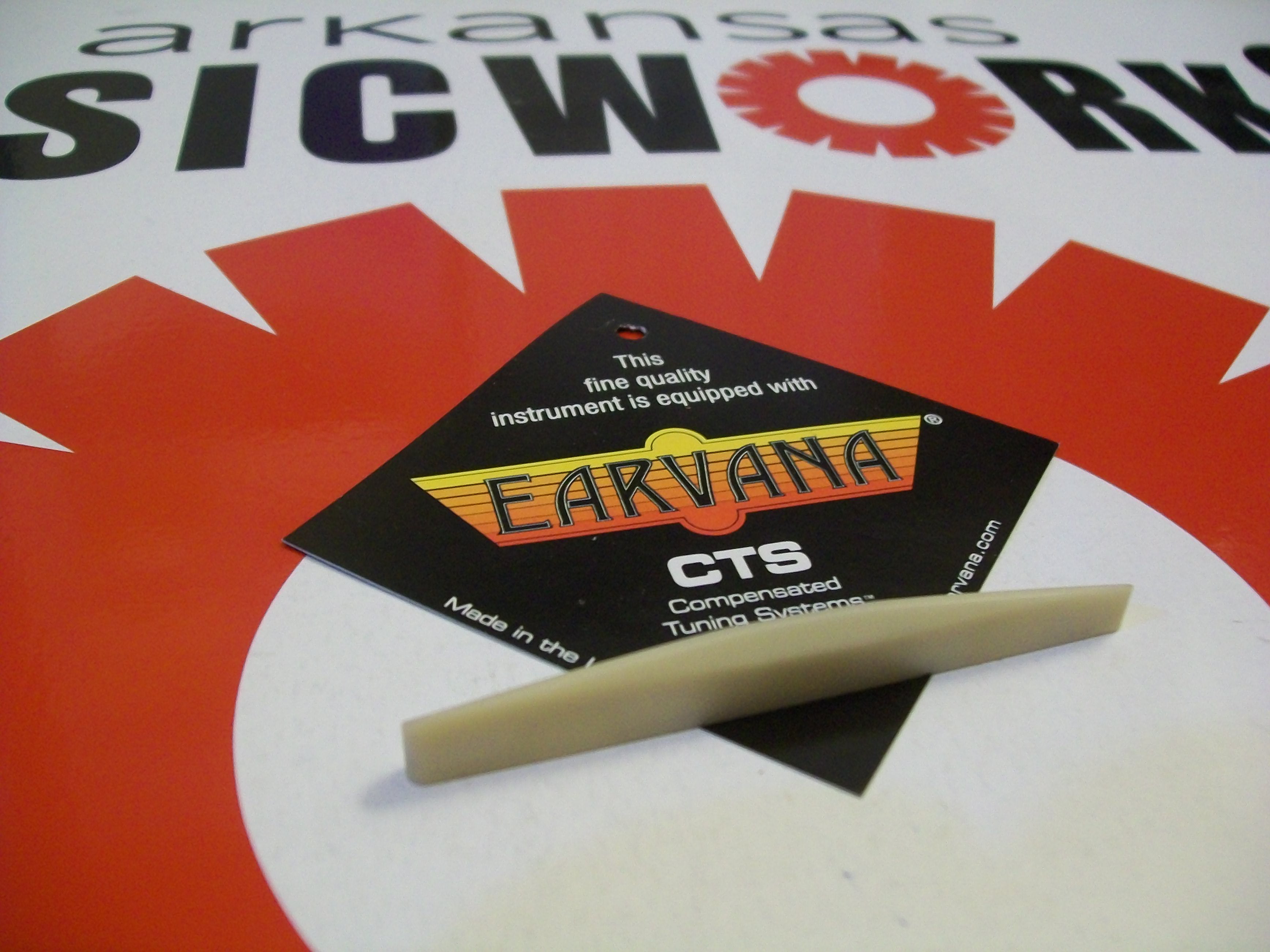 Earvana Acoustic Saddle