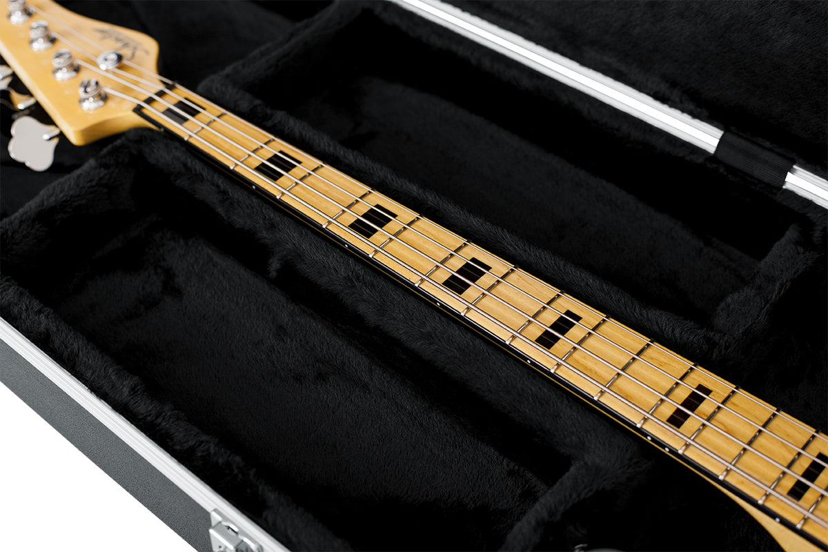 Gator Deluxe Molded Case for Bass Guitars