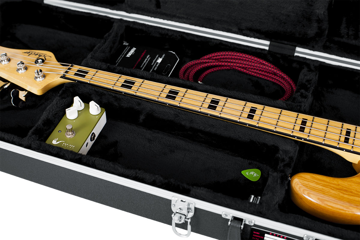 Gator Deluxe Molded Case for Bass Guitars