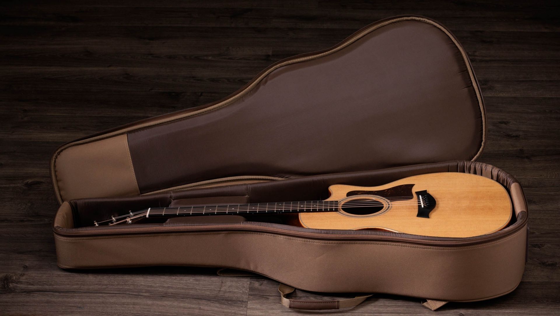 Taylor 314ce Studio Special Edition Grand Auditorium A/E Guitar - Natural