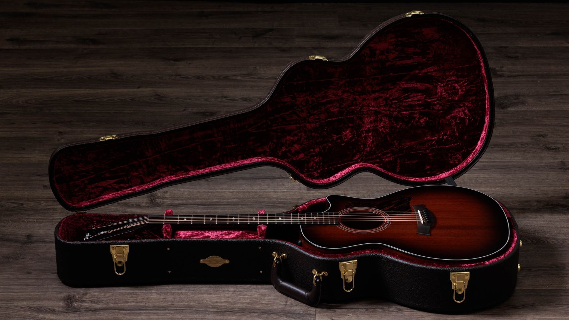 Taylor 324ce Grand Auditorium Acoustic/Electric Guitar, Shaded Edge Burst