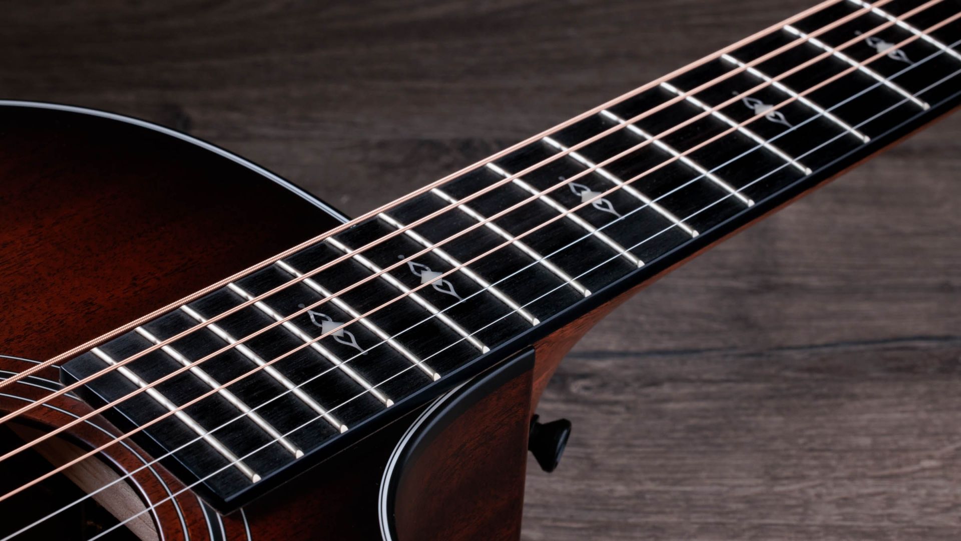 Taylor 324ce Grand Auditorium Acoustic/Electric Guitar, Shaded Edge Burst