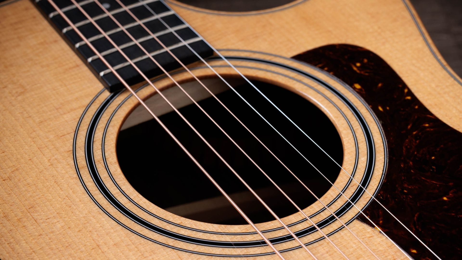 Taylor 414ce Studio Grand Auditorium Acoustic/Electric Guitar, Natural