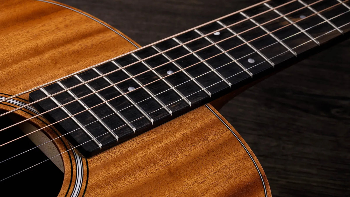 Taylor GS Mini-e Mahogany Acoustic-Electric Guitar, Natural